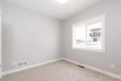 3801 Amari Loop NW, Mandan, ND 58554 photo 11