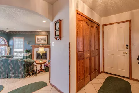 37 Captain Marsh Dr, Mandan, ND 58554 photo 24