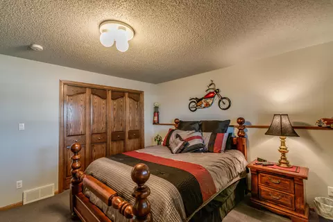 37 Captain Marsh Dr, Mandan, ND 58554 photo 46