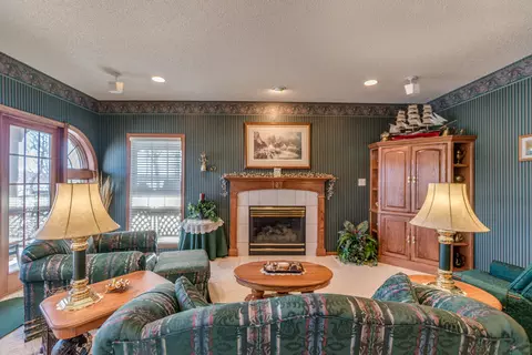 37 Captain Marsh Dr, Mandan, ND 58554 photo 19