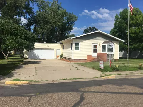 606 Main St, Stanton, ND 58571 photo 1