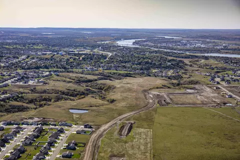 4114 Bugle Bnd, Bismarck, ND 58503 photo 4