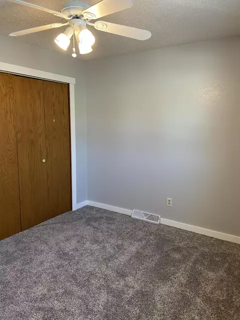 111 Brandon Dr, Bismarck, ND 58503 photo 24
