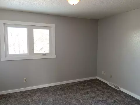 111 Brandon Dr, Bismarck, ND 58503 photo 11