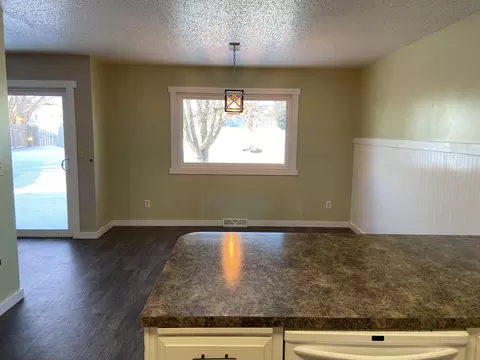111 Brandon Dr, Bismarck, ND 58503 photo 23