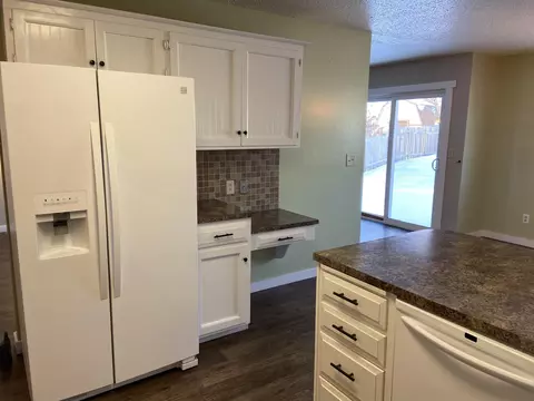 111 Brandon Dr, Bismarck, ND 58503 photo 6