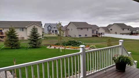 512 Quarry Ln, Bismarck, ND 58503 photo 30