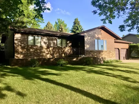 2004 Broadview Ln, Bismarck, ND 58503 photo 23
