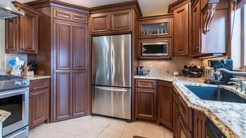 439 Laredo Dr, Bismarck, ND 58504 photo 15