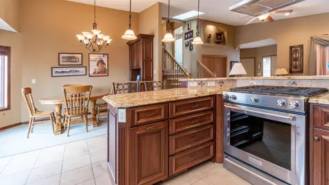 439 Laredo Dr, Bismarck, ND 58504 photo 11
