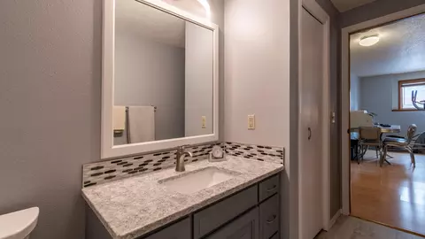 439 Laredo Dr, Bismarck, ND 58504 photo 27