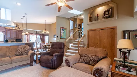 439 Laredo Dr, Bismarck, ND 58504 photo 4