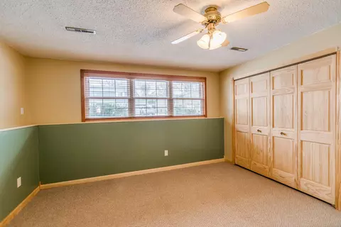 111 E Denver Ave, Bismarck, ND 58504 photo 12