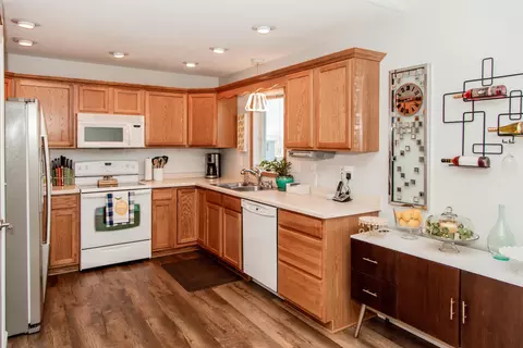 116 Lewis Rd, Lincoln, ND 58504 photo 12