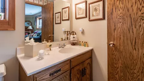 915 E Central Ave, Bismarck, ND 58501 photo 23