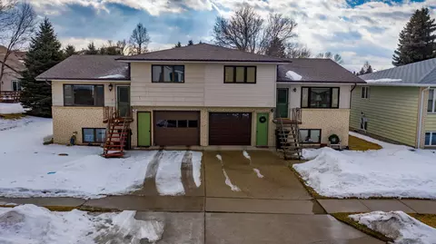 915 E Central Ave, Bismarck, ND 58501 photo 1