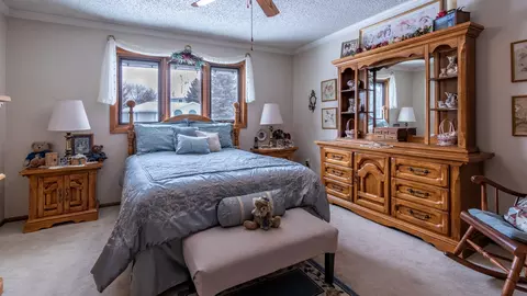 915 E Central Ave, Bismarck, ND 58501 photo 12