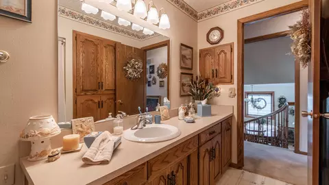 915 E Central Ave, Bismarck, ND 58501 photo 11