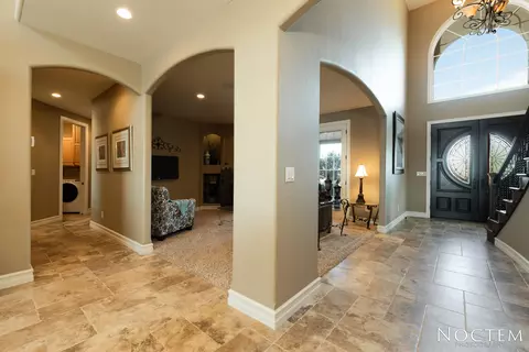3817 Poseidon Loop, Bismarck, ND 58504 photo 7