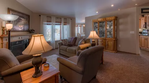 2010 Valley Dr, Bismarck, ND 58503 photo 10