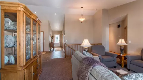 2010 Valley Dr, Bismarck, ND 58503 photo 9