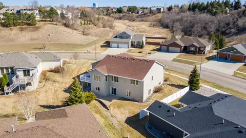 2010 Valley Dr, Bismarck, ND 58503 photo 35
