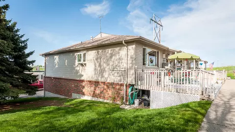 3226 E Capitol Ave E, Bismarck, ND 58501 photo 4