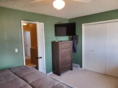 2911 Warwick Loop, Bismarck, ND 58504 photo 12