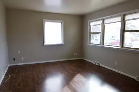 1819 Assumption Dr, Bismarck, ND 58501 photo 4