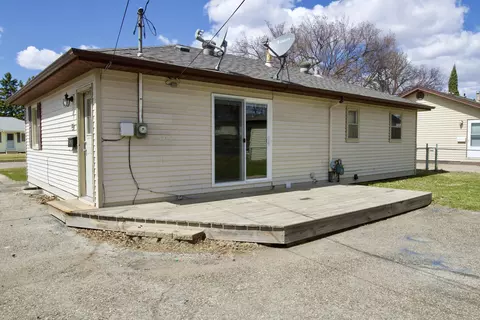1819 Assumption Dr, Bismarck, ND 58501 photo 13