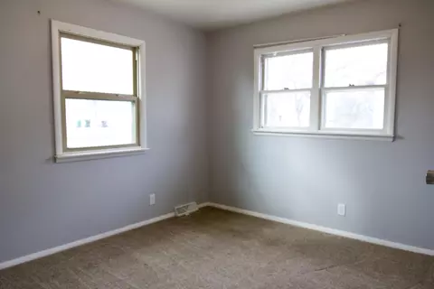 1819 Assumption Dr, Bismarck, ND 58501 photo 6