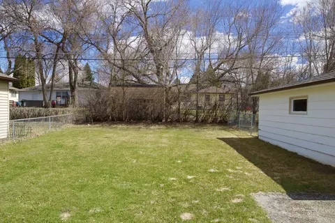 1819 Assumption Dr, Bismarck, ND 58501 photo 16