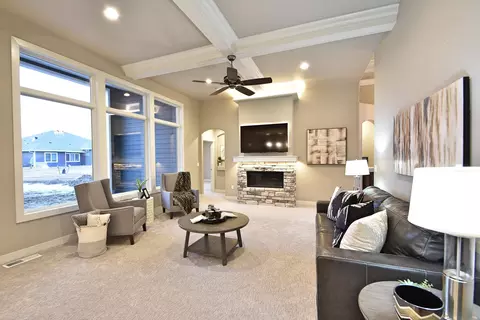 1102 Community Loop, Bismarck, ND 58503 photo 10