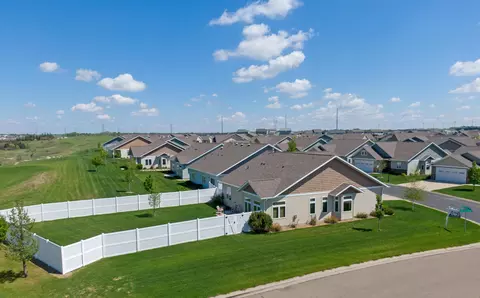 3400 Edgewood Village Loop, Bismarck, ND 58503 photo 48