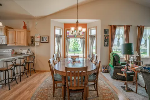 3400 Edgewood Village Loop, Bismarck, ND 58503 photo 7