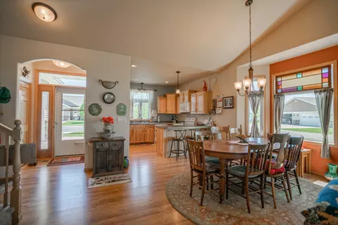 3400 Edgewood Village Loop, Bismarck, ND 58503 photo 8