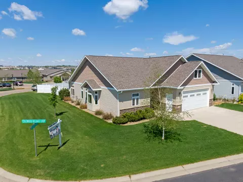3400 Edgewood Village Loop, Bismarck, ND 58503 photo 52