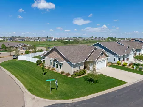 3400 Edgewood Village Loop, Bismarck, ND 58503 photo 49