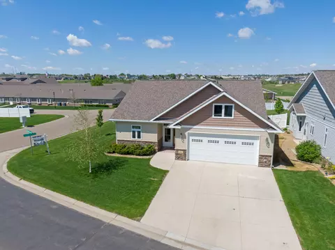 3400 Edgewood Village Loop, Bismarck, ND 58503 photo 51