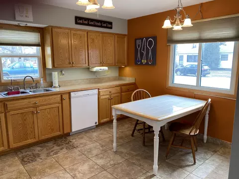2502 B Ave E, Bismarck, ND 58501 photo 6