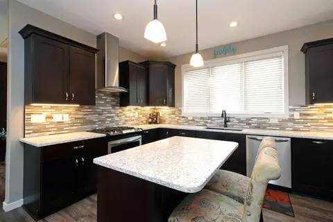 2477 Eugene Dr N, Mandan, ND 58554 photo 7