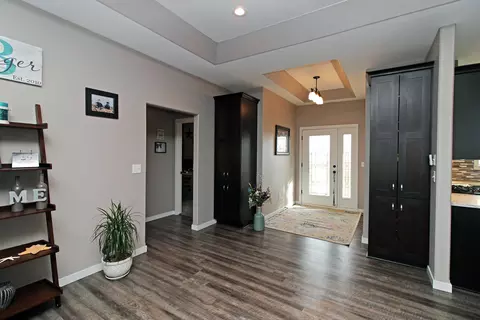2477 Eugene Dr N, Mandan, ND 58554 photo 5