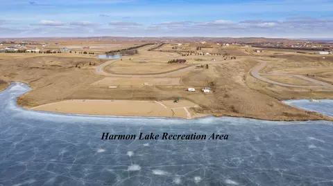 2477 Eugene Dr N, Mandan, ND 58554 photo 75