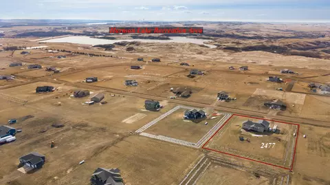 2477 Eugene Dr N, Mandan, ND 58554 photo 70