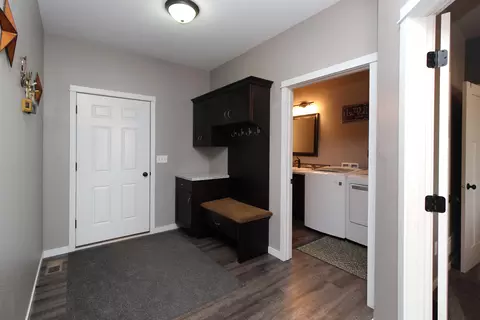 2477 Eugene Dr N, Mandan, ND 58554 photo 26