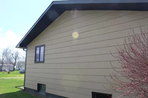 411 Mitchell Ave N, Steele, ND 58482 photo 9