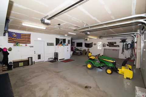8201 Burr Oak Loop, Bismarck, ND 58501 photo 52