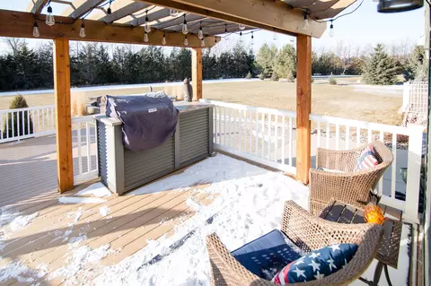 8201 Burr Oak Loop, Bismarck, ND 58501 photo 49