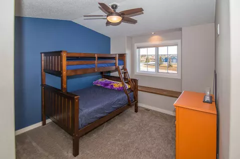 8201 Burr Oak Loop, Bismarck, ND 58501 photo 30