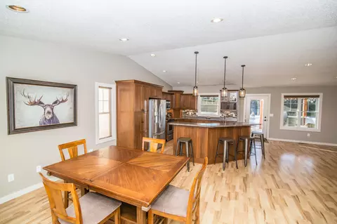 8201 Burr Oak Loop, Bismarck, ND 58501 photo 13